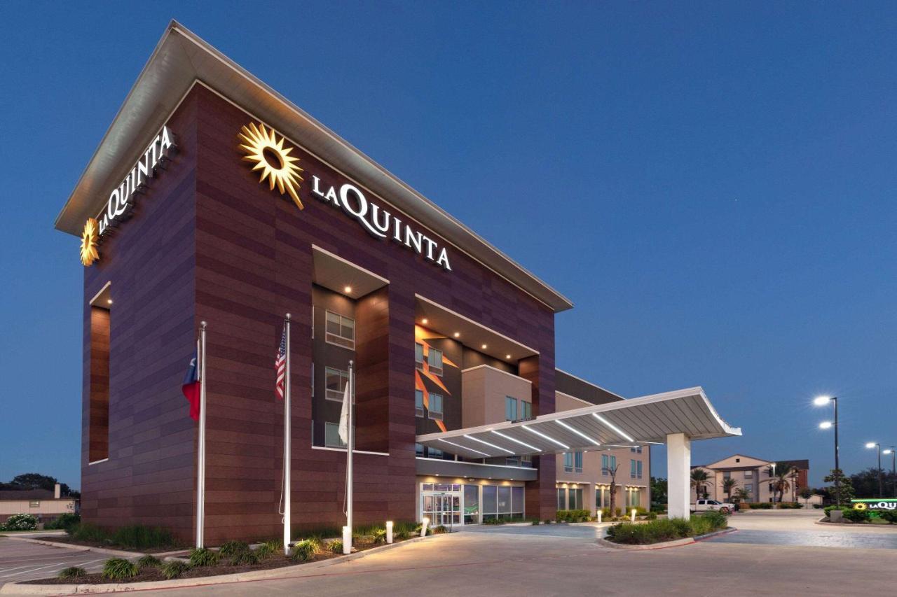 La Quinta Inn & Suites By Wyndham Texas City I 45 Exterior photo